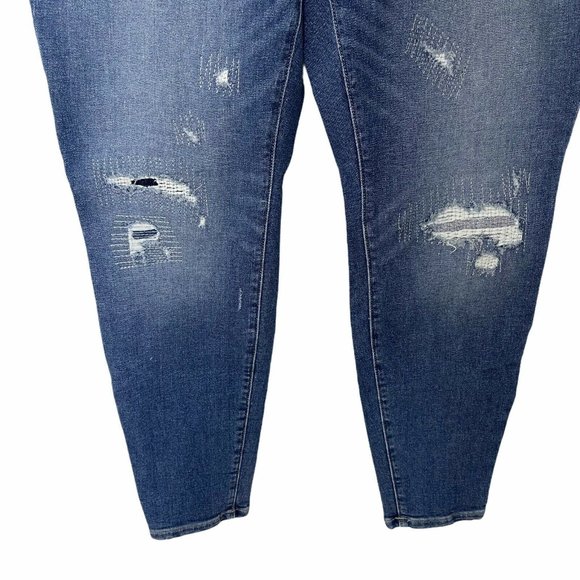 LANE BRYANT FLEX SIZE 26W SKINNY MID RISE MEDIUM WASH DESTRUCTED WOMEN JEANS NWT - Picture 3 of 12